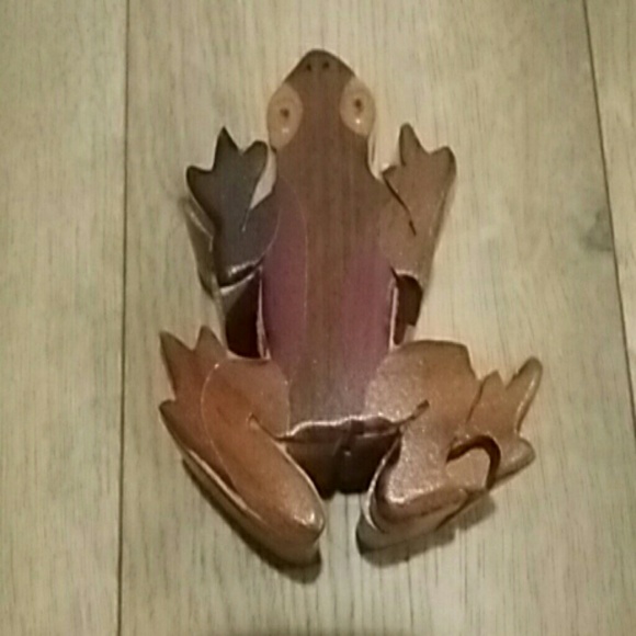 Secret Frog Wooden Jewelry Box - Picture 1 of 2